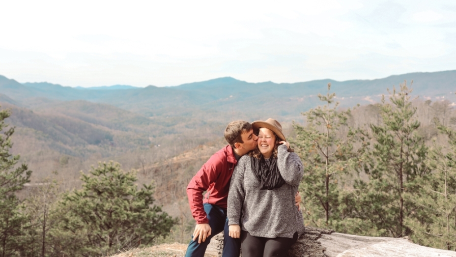 4 Reasons Our Gatlinburg Condos are Perfect for Valentine’s Day