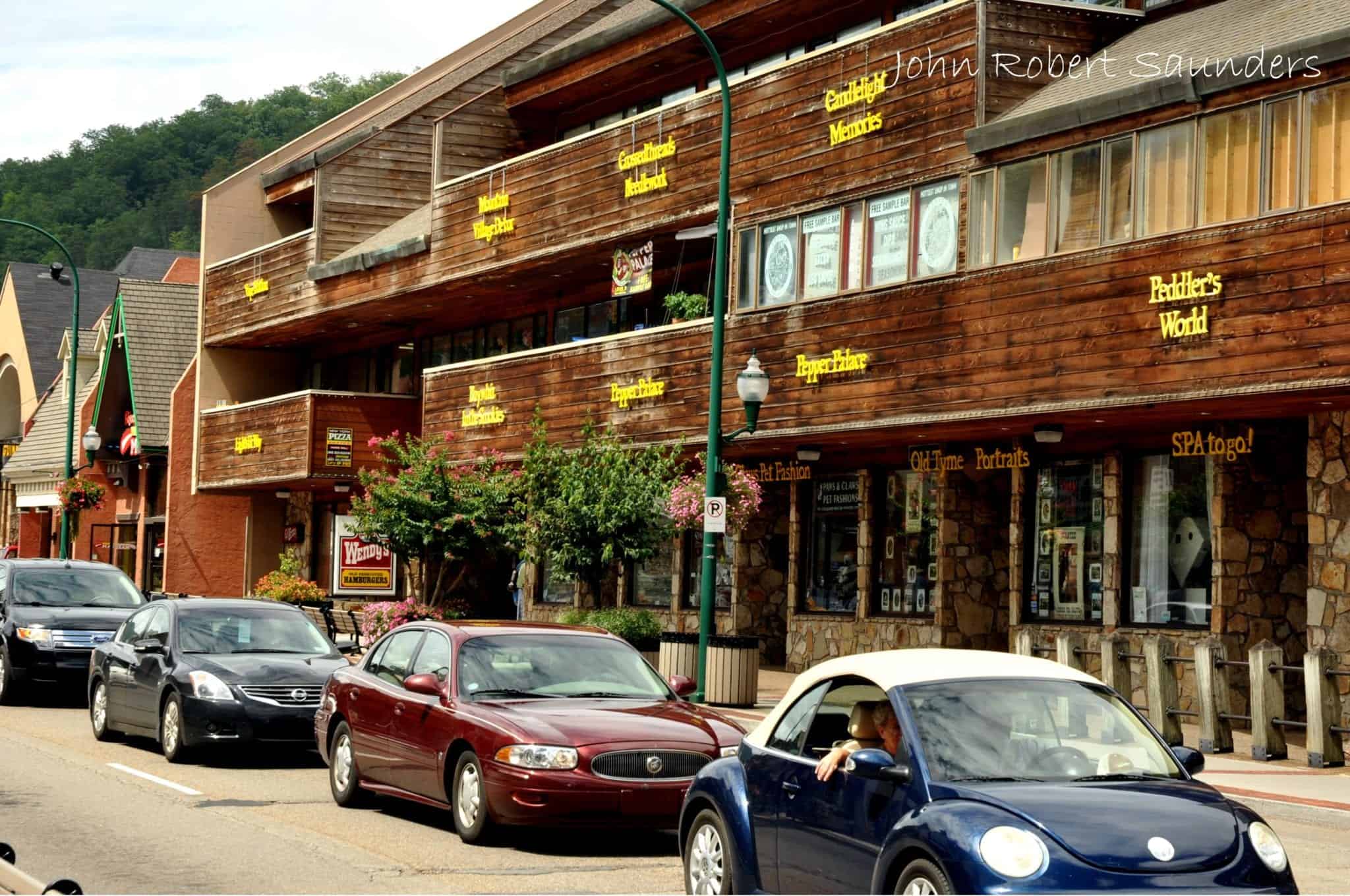 3 of the Best Places to Go Shopping in Gatlinburg TN