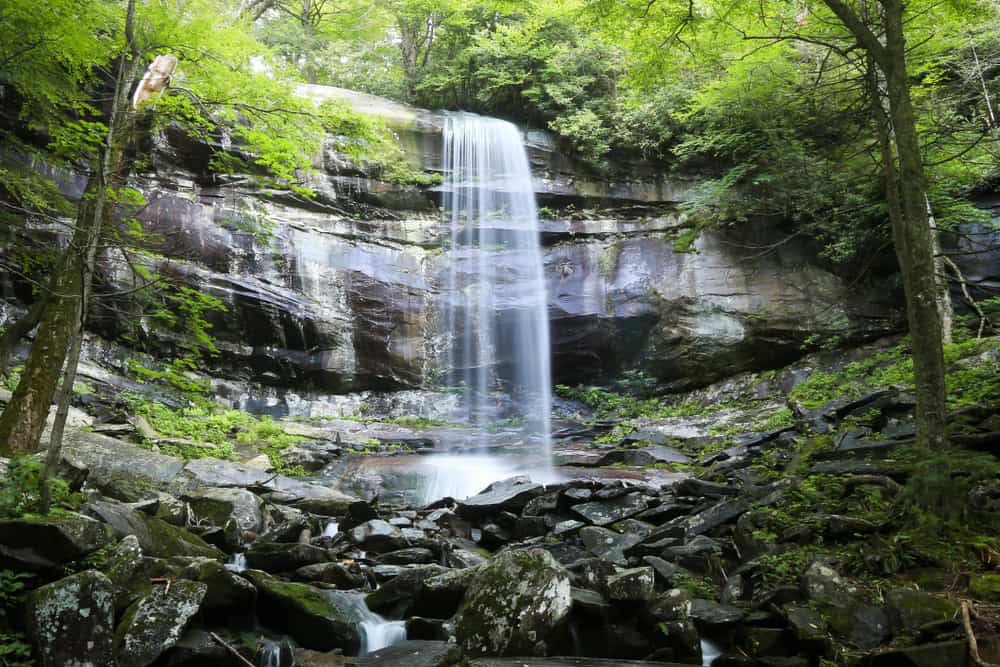 Top 4 Hikes in the Smoky Mountains with Waterfalls